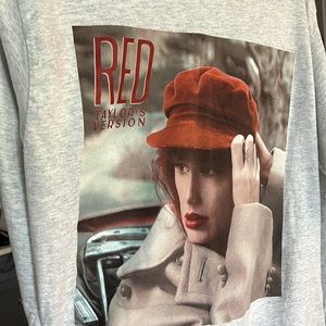 Taylor swift red tour shirt.  Excellent condition!